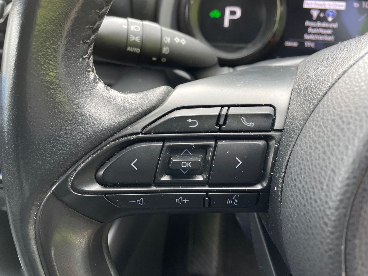 Used Toyota Yaris 2020 for sale - 77848031: Photo 40