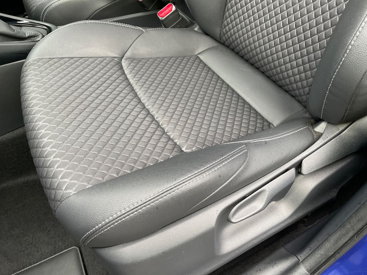 Used Toyota Yaris 2020 for sale - 77848031: Photo 47