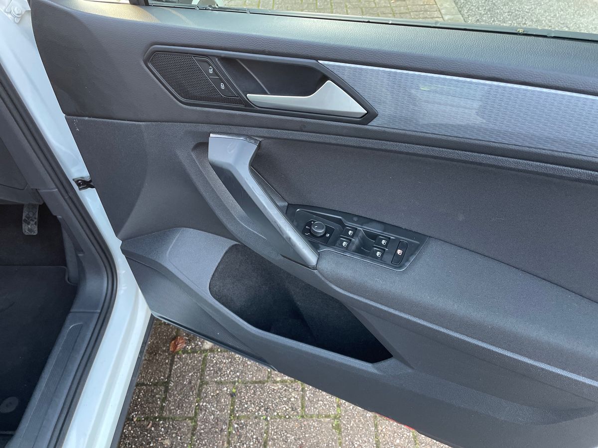 Used Volkswagen Tiguan 2021 for sale - 77151398: Photo 24