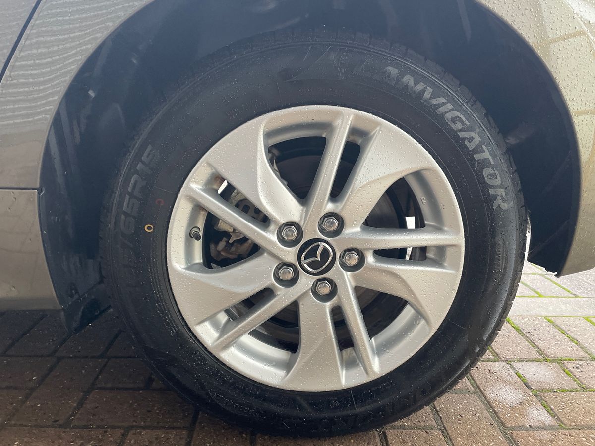 Used Mazda Mazda2 HYBRID 2023 for sale - 76602924: Photo 11