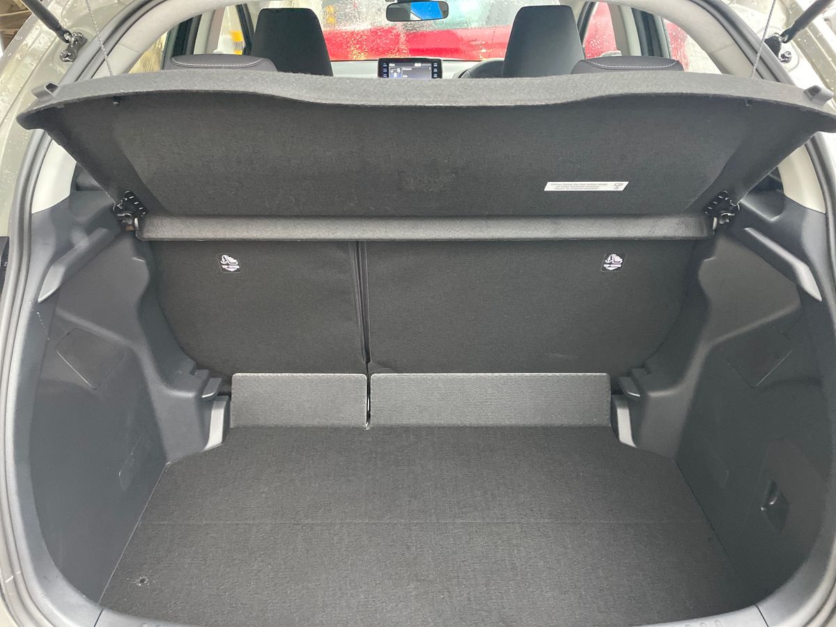 Used Mazda Mazda2 HYBRID 2023 for sale - 76602924: Photo 17