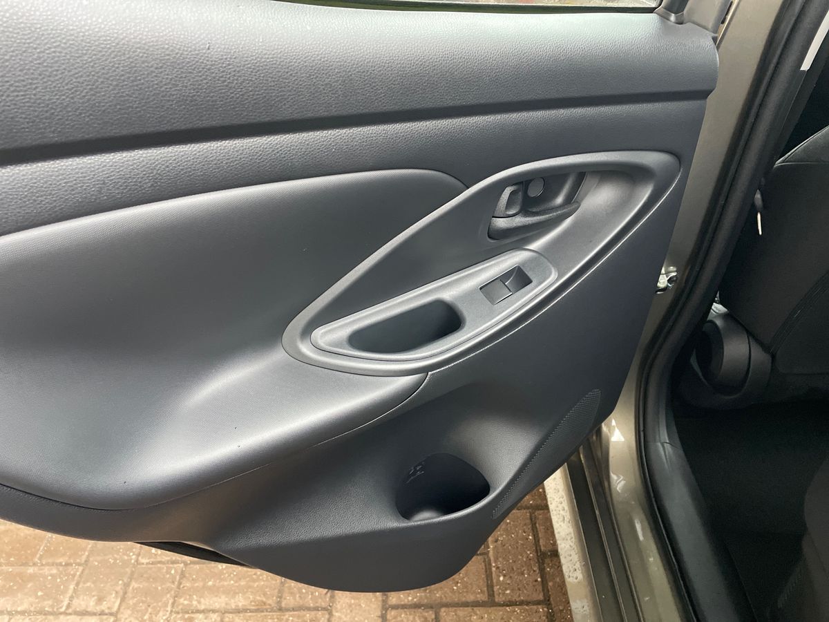 Used Mazda Mazda2 HYBRID 2023 for sale - 76602924: Photo 36