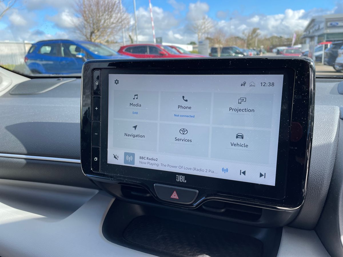 Used Toyota Yaris 2022 for sale - 77685649: Photo 25