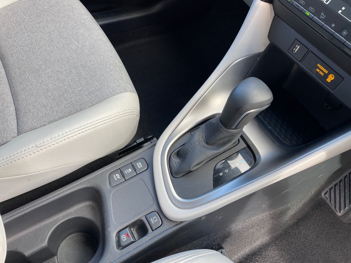 Used Toyota Yaris 2022 for sale - 77685649: Photo 27