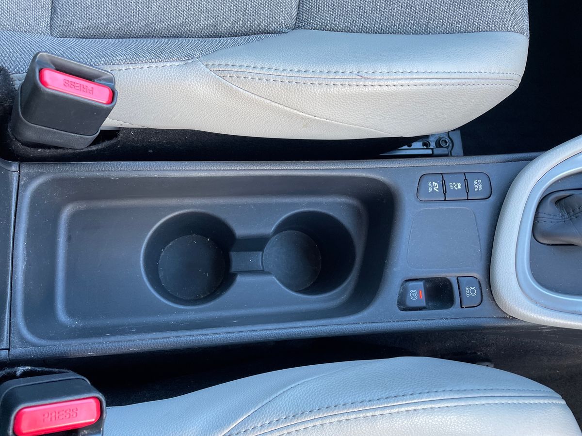 Used Toyota Yaris 2022 for sale - 77685649: Photo 43