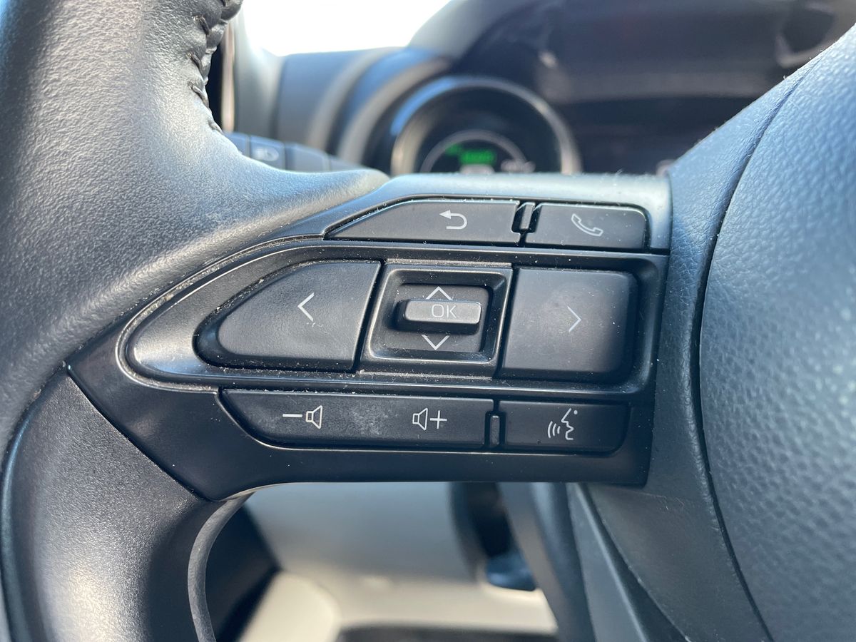 Used Toyota Yaris 2022 for sale - 77685649: Photo 44