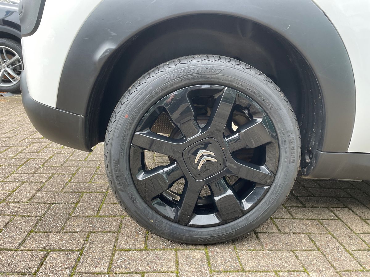 Used Citroen C4 Cactus 2017 for sale - 76458843: Photo 13