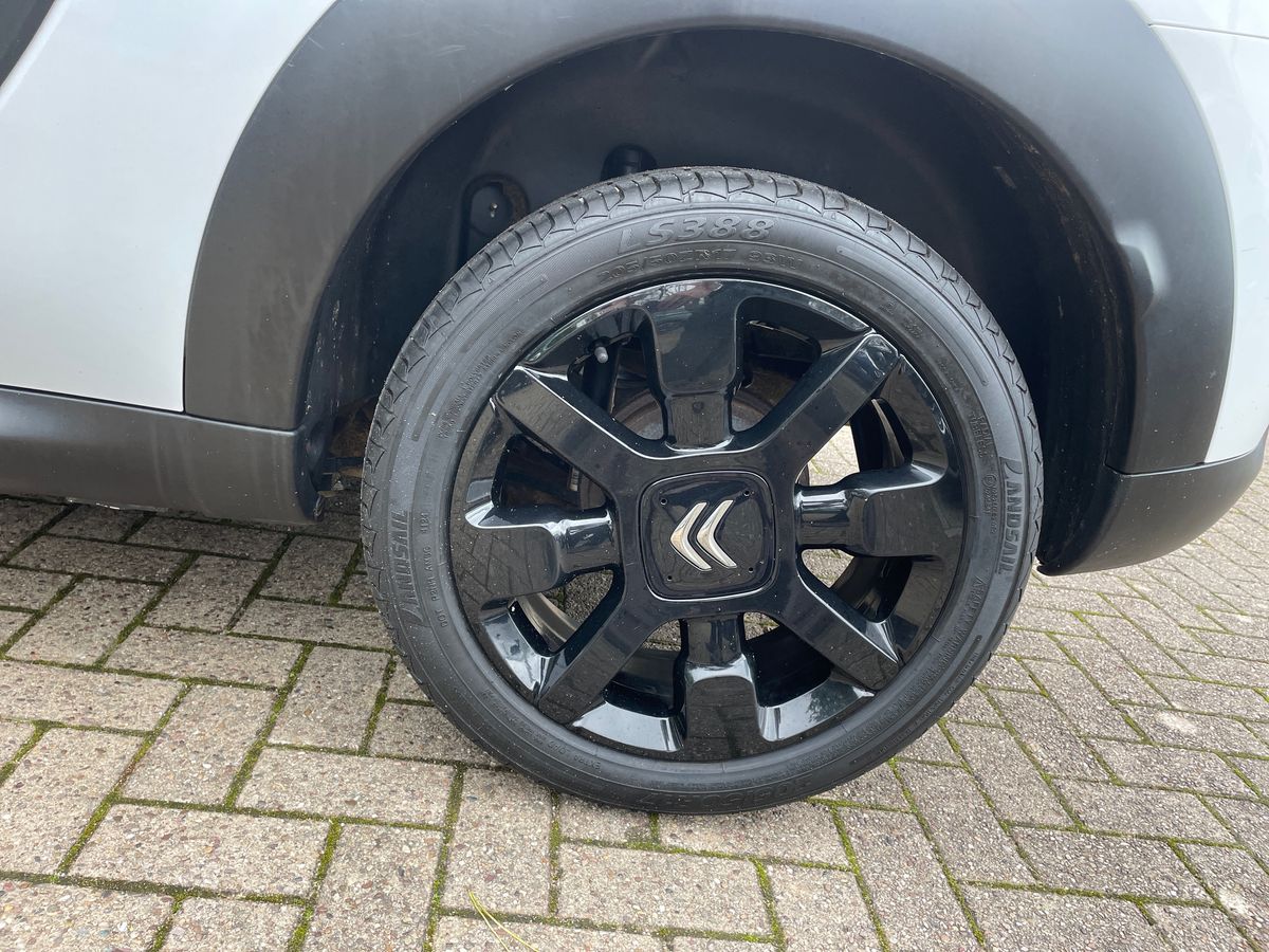 Used Citroen C4 Cactus 2017 for sale - 76458843: Photo 14