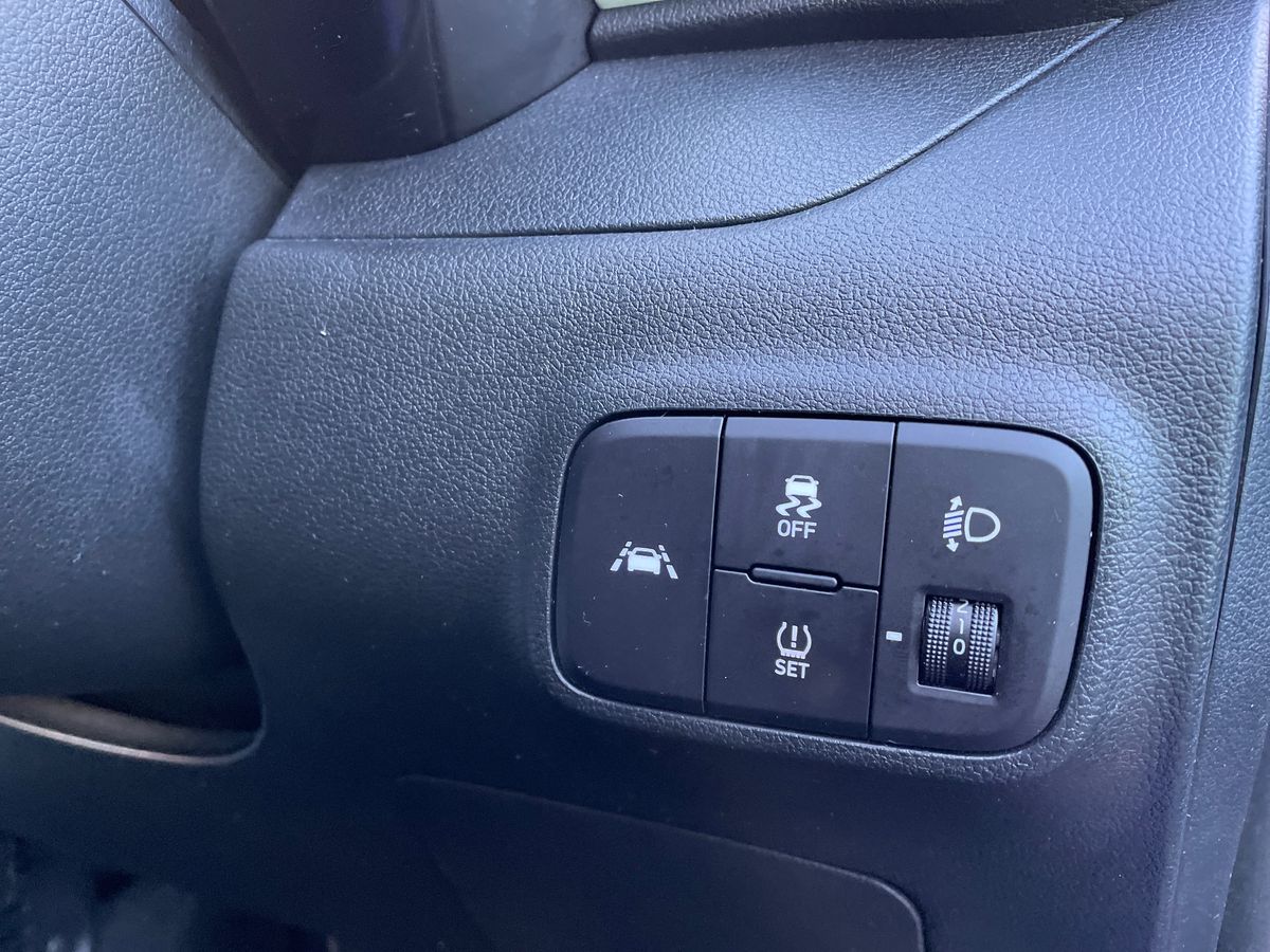 Used Hyundai i10 2022 for sale - 77665033: Photo 38