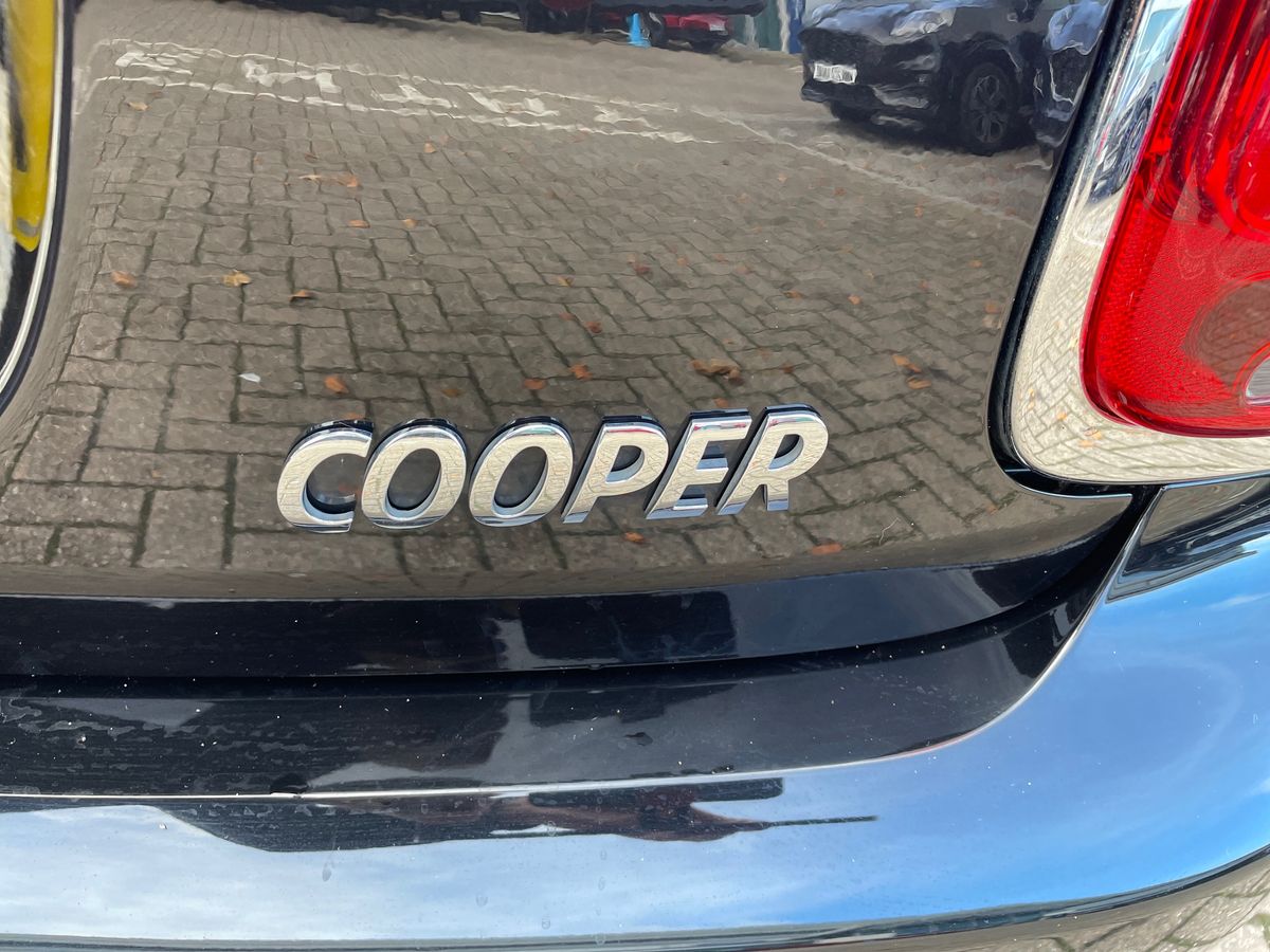 Used MINI Convertible 2020 for sale - 76652416: Photo 31