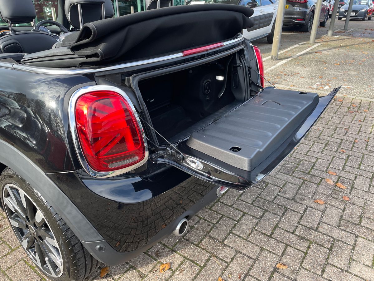 Used MINI Convertible 2020 for sale - 76652416: Photo 45