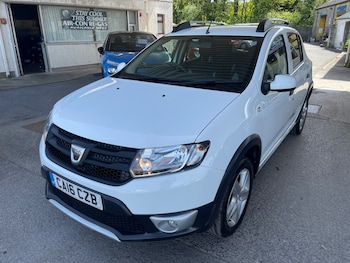 Used Dacia Sandero Stepway 2016 for sale - 78352728: Photo