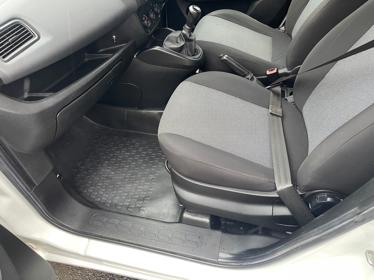 Used Fiat Doblo 2013 for sale - 76506203: Photo 10