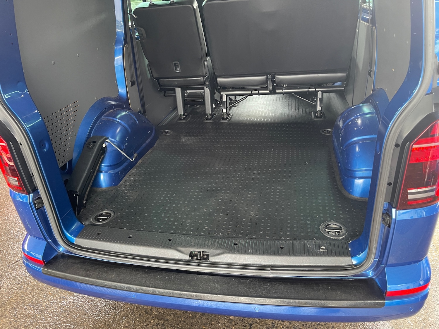 Used Volkswagen Transporter 2020 for sale - 76320300: Photo 15