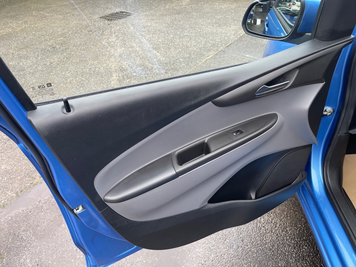 Used Vauxhall Viva 2016 for sale - 77688617: Photo 9