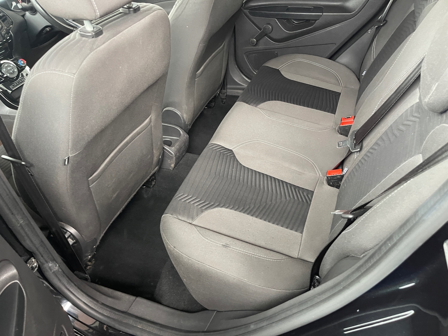 Used Ford Fiesta 2015 for sale - 76423448: Photo 17