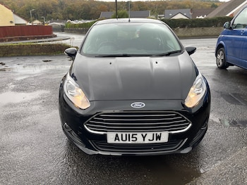 Used Ford Fiesta 2015 for sale - 76423448: Photo