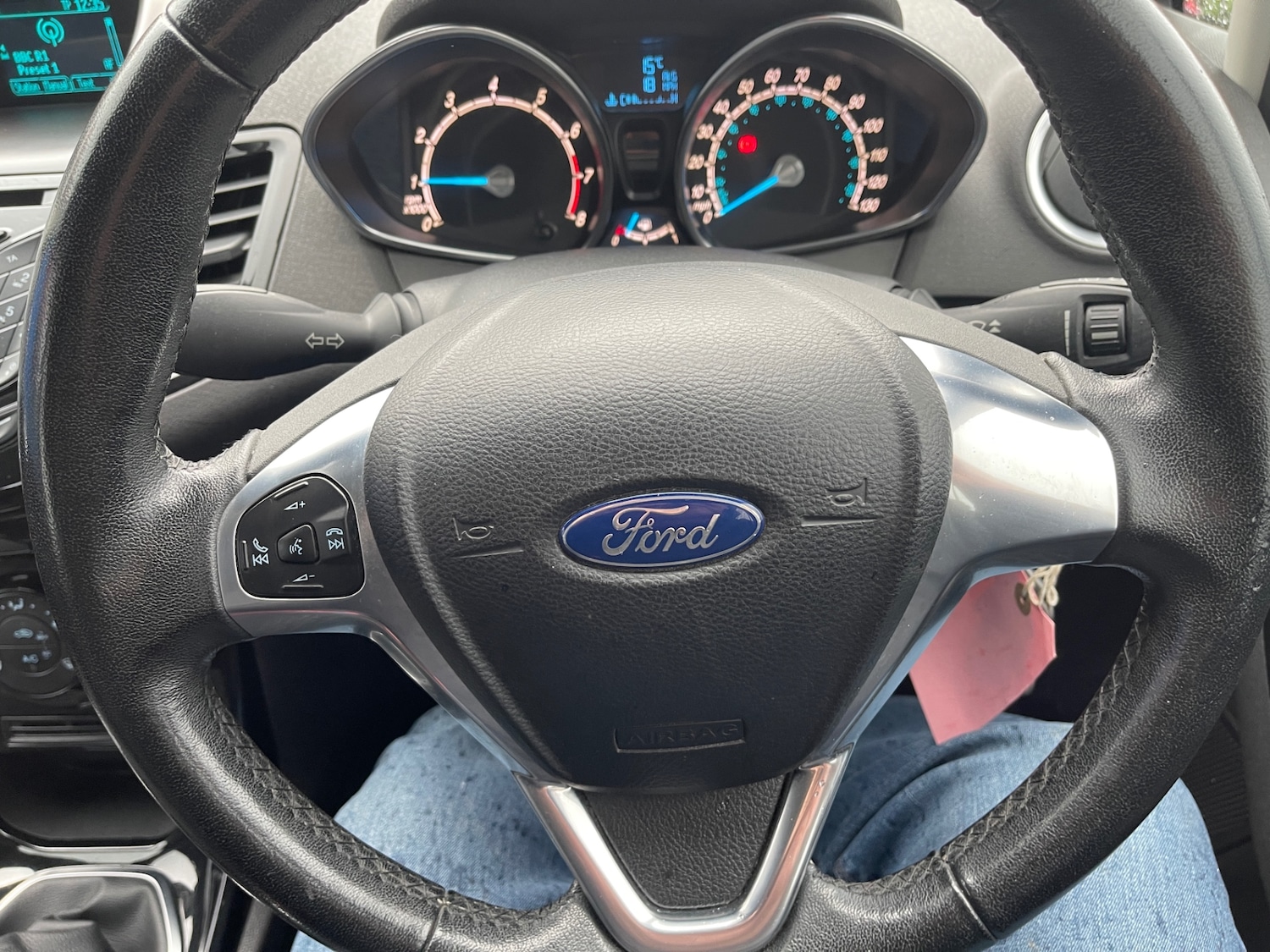 Used Ford Fiesta 2015 for sale - 76423448: Photo 9