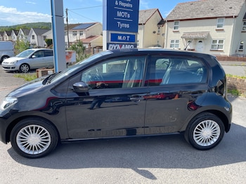 Used Volkswagen up! 2017 for sale - 78391073: Photo