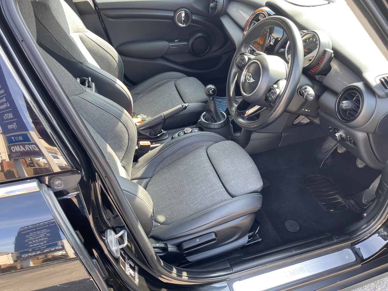 Used MINI Hatch 2015 for sale - 77962257: Photo 17