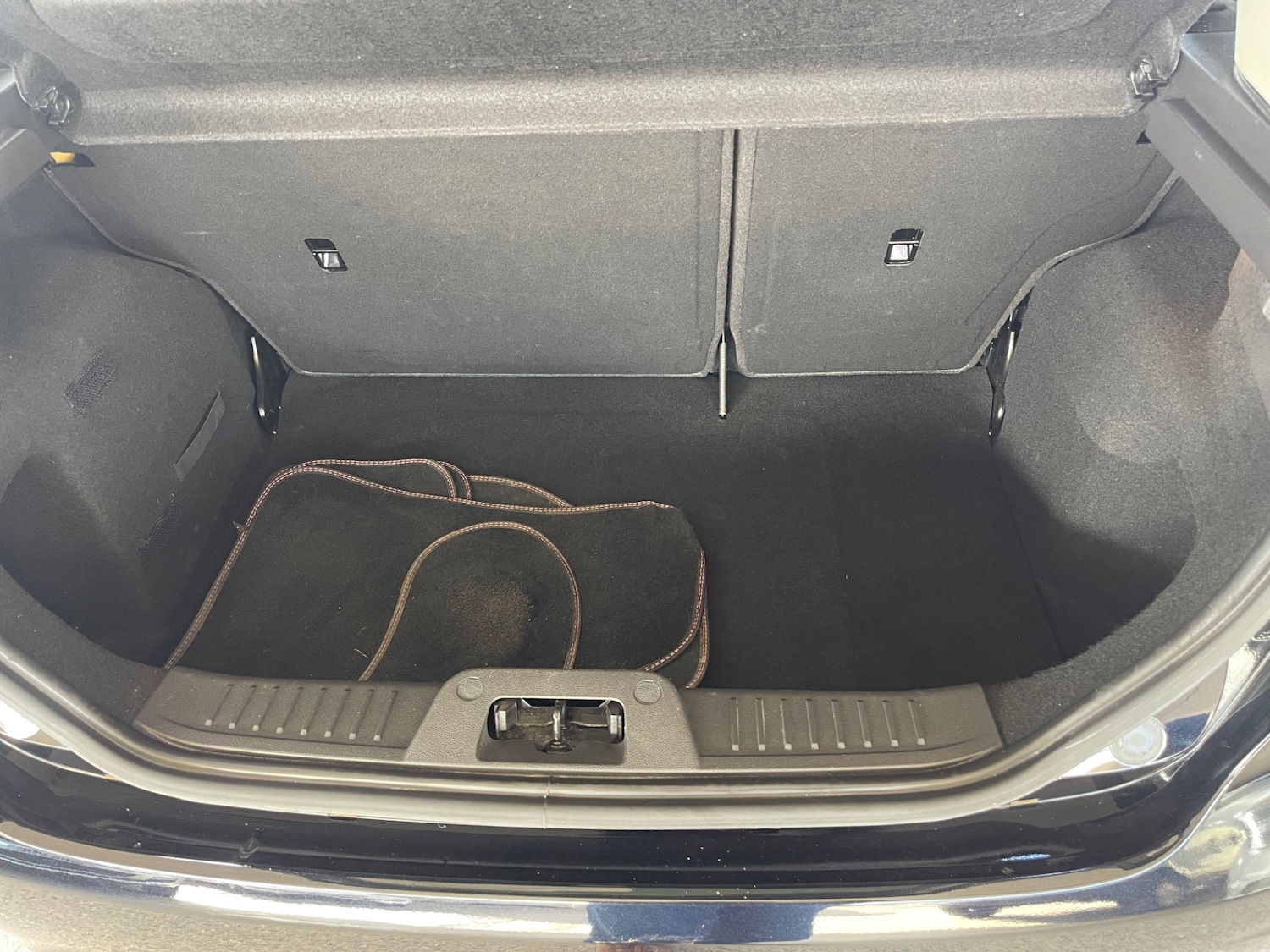 Used Ford Fiesta 2017 for sale - 78040293: Photo 12