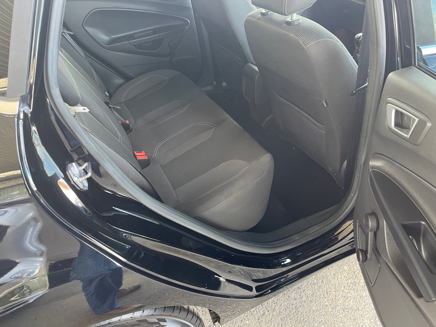 Used Ford Fiesta 2017 for sale - 78040293: Photo 14