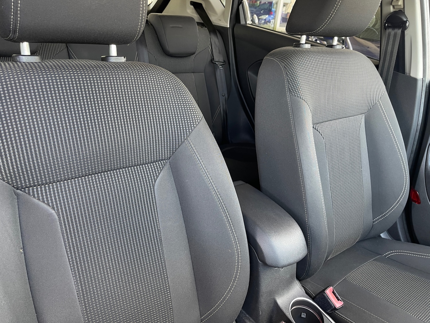 Used Ford Fiesta 2017 for sale - 78040293: Photo 18