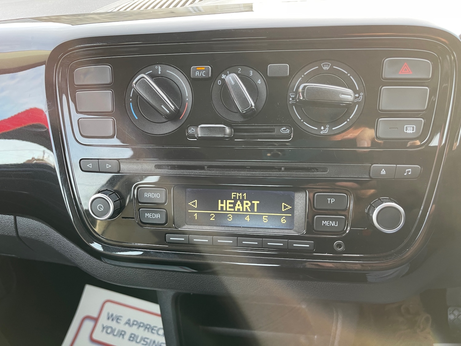 Used Volkswagen up! 2014 for sale - 76577504: Photo 24