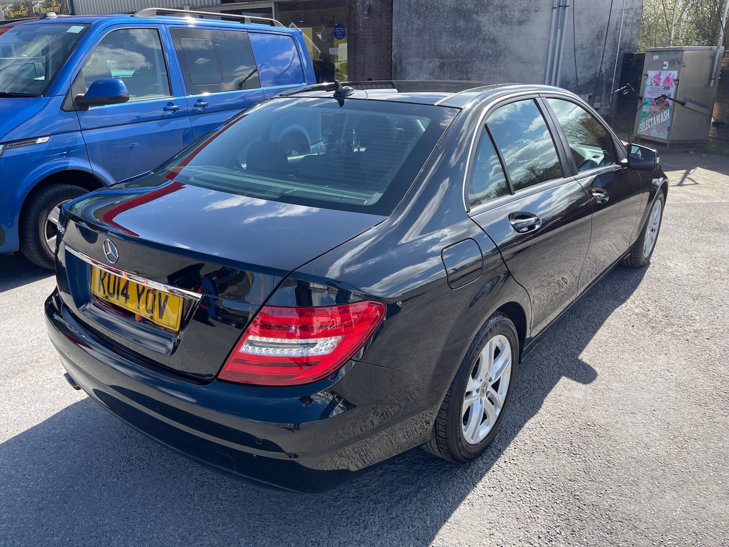 Used Mercedes-Benz C Class 2014 for sale - 78107394: Photo 7