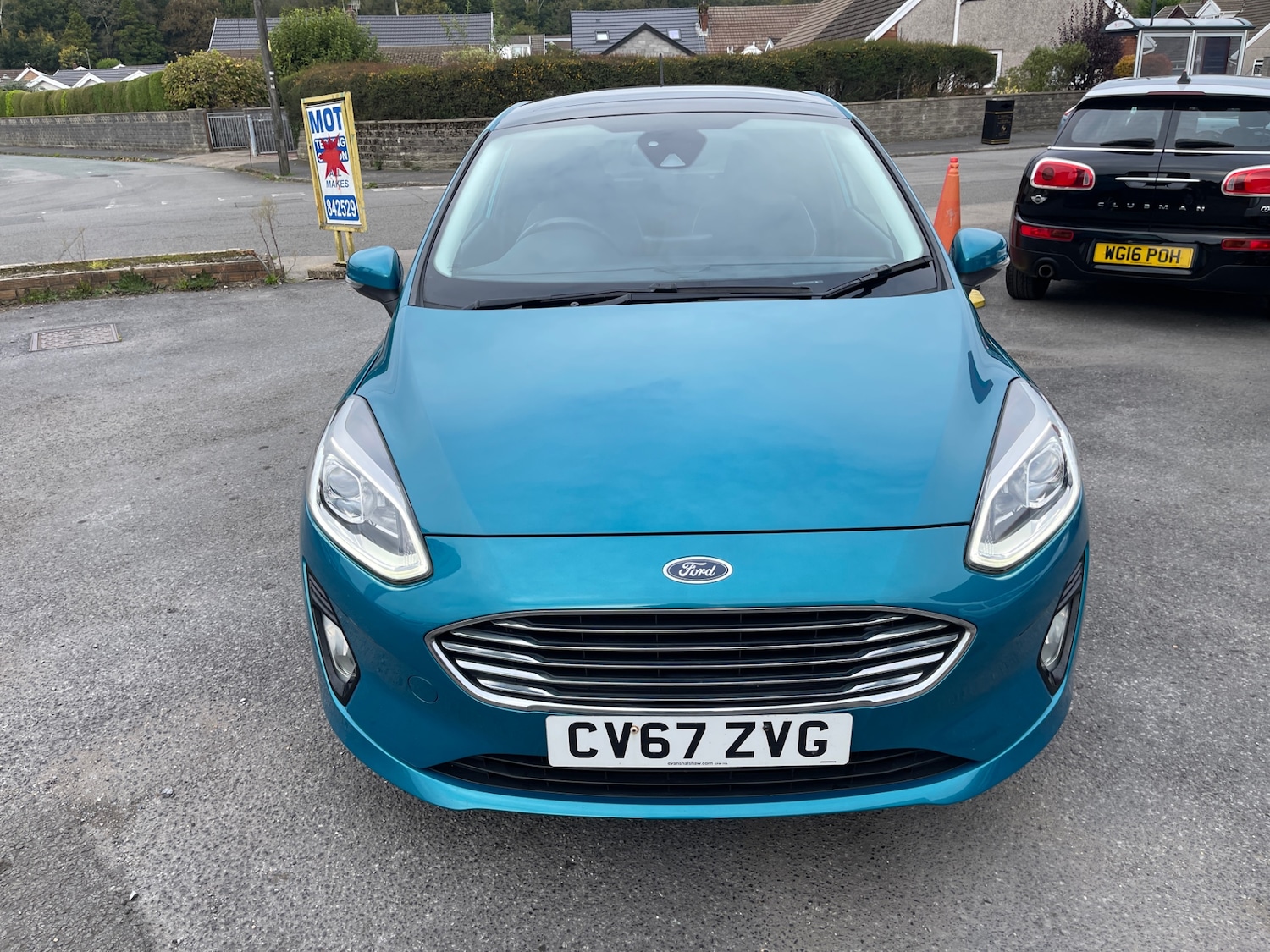 Used Ford Fiesta 2017 for sale - 76144331: Photo 2