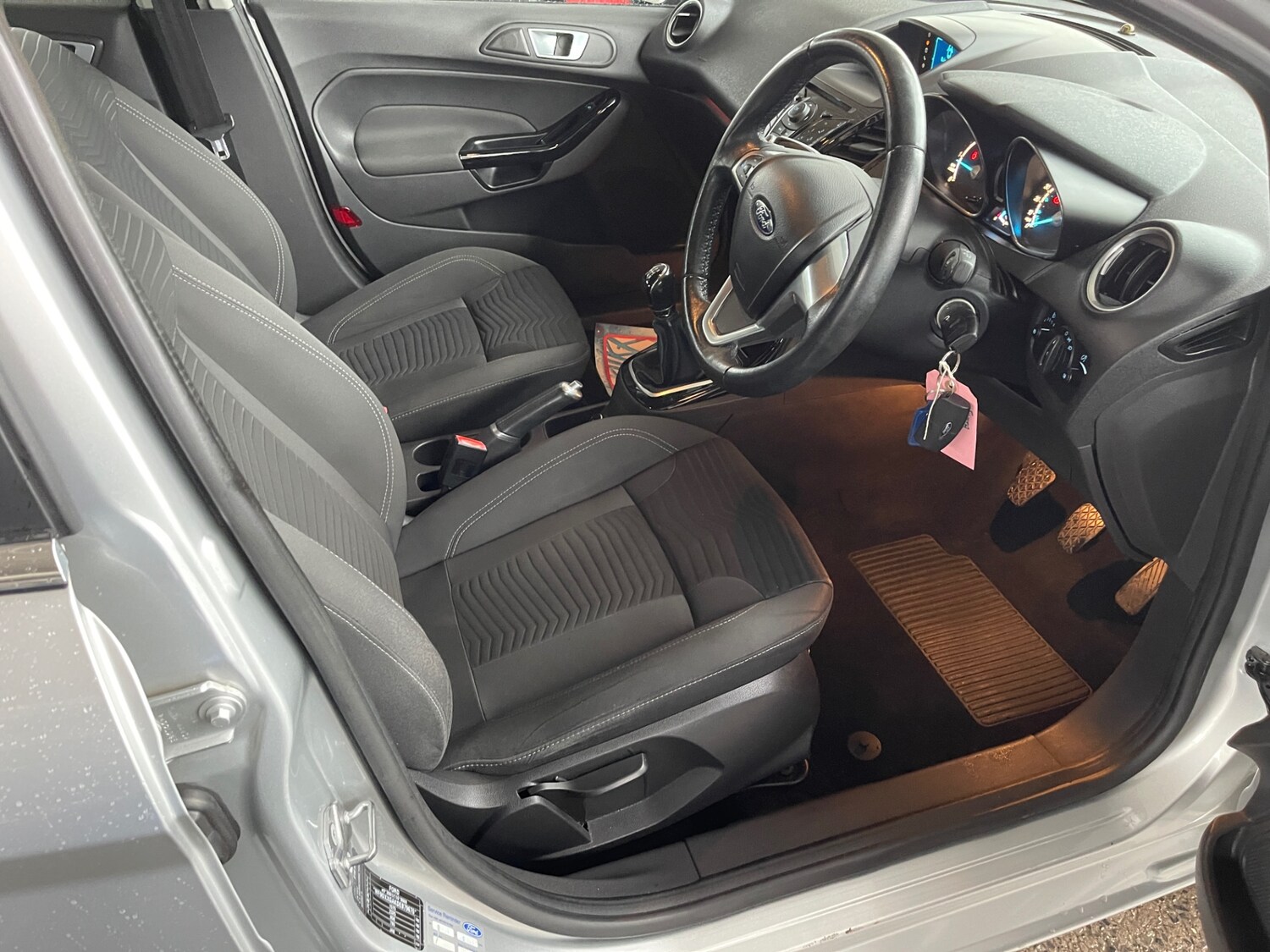 Used Ford Fiesta 2014 for sale - 76144334: Photo 15