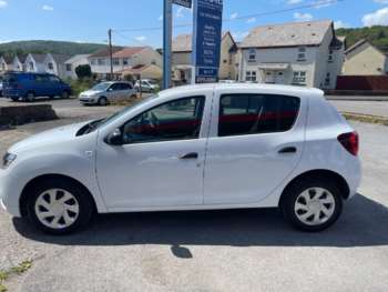 Used Dacia Sandero 2017 for sale - 74830696: Photo
