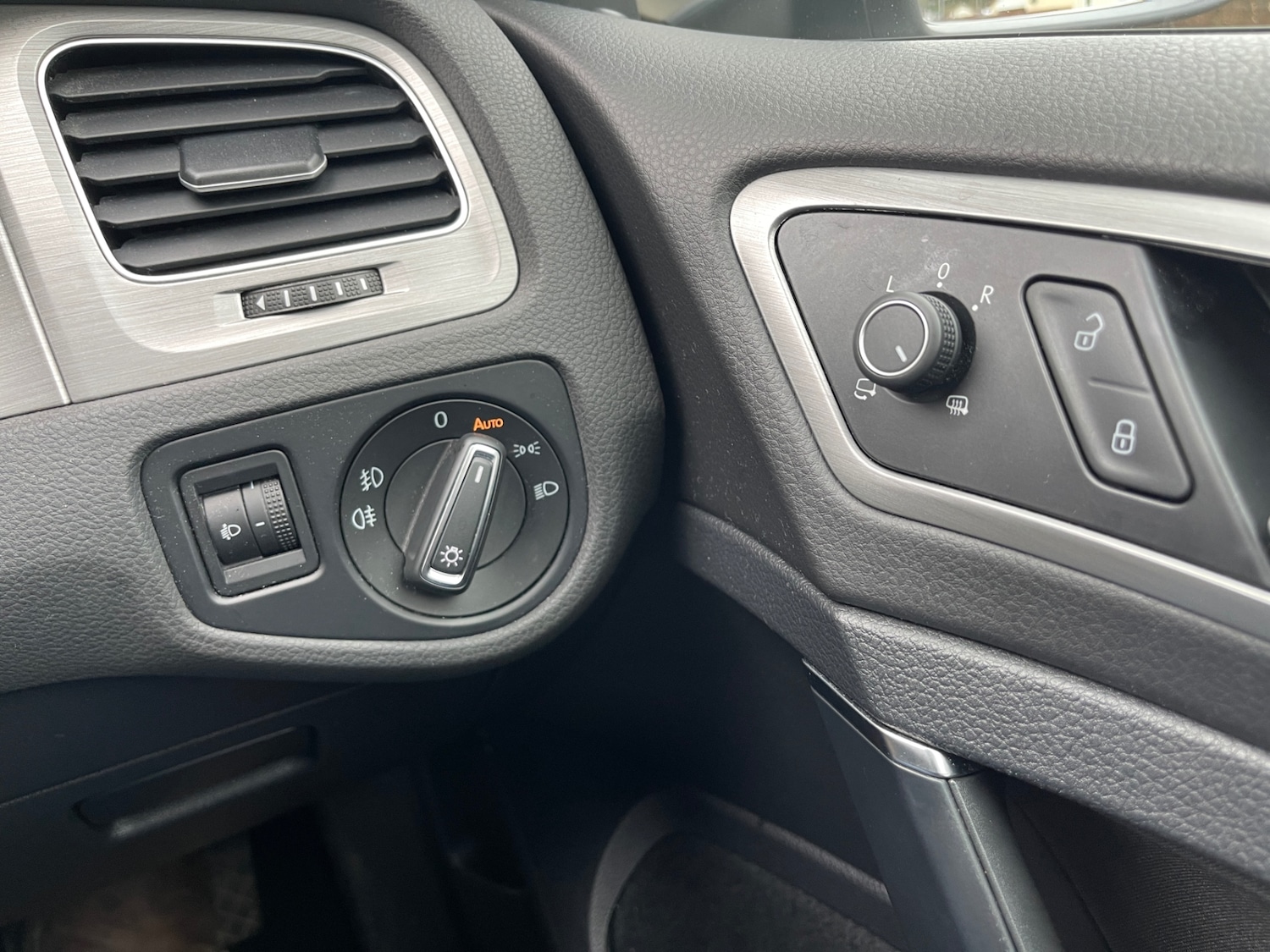 Used Volkswagen Golf 2015 for sale - 77715028: Photo 29