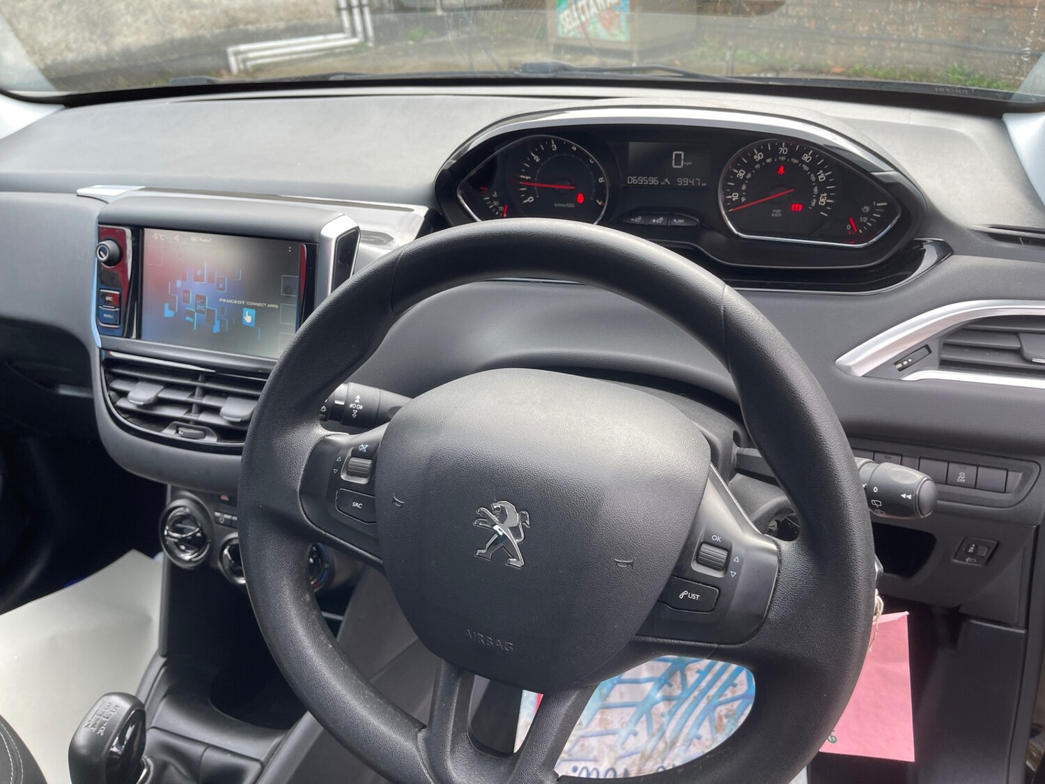 Used Peugeot 208 2014 for sale - 77336836: Photo 16