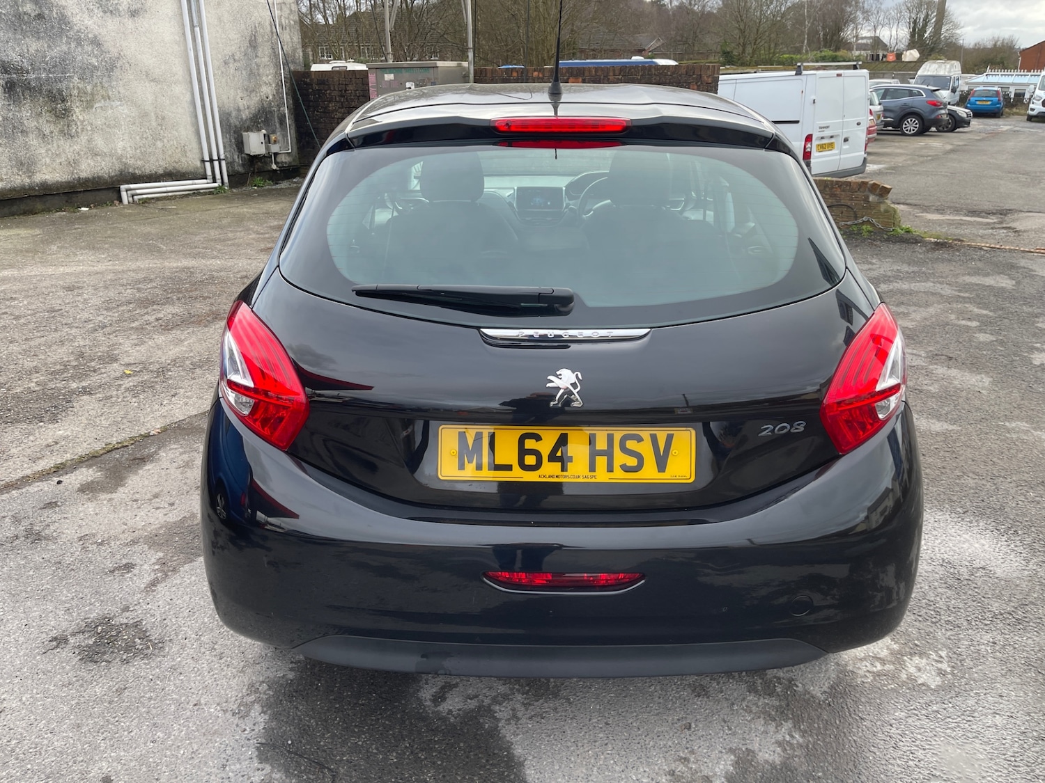 Used Peugeot 208 2014 for sale - 77336836: Photo 5
