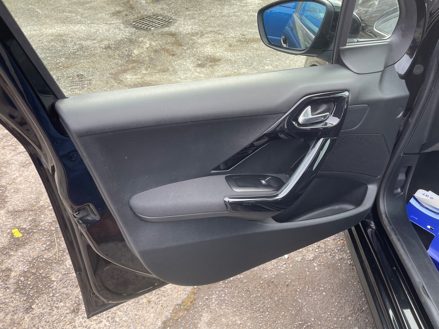 Used Peugeot 208 2014 for sale - 77336836: Photo 9