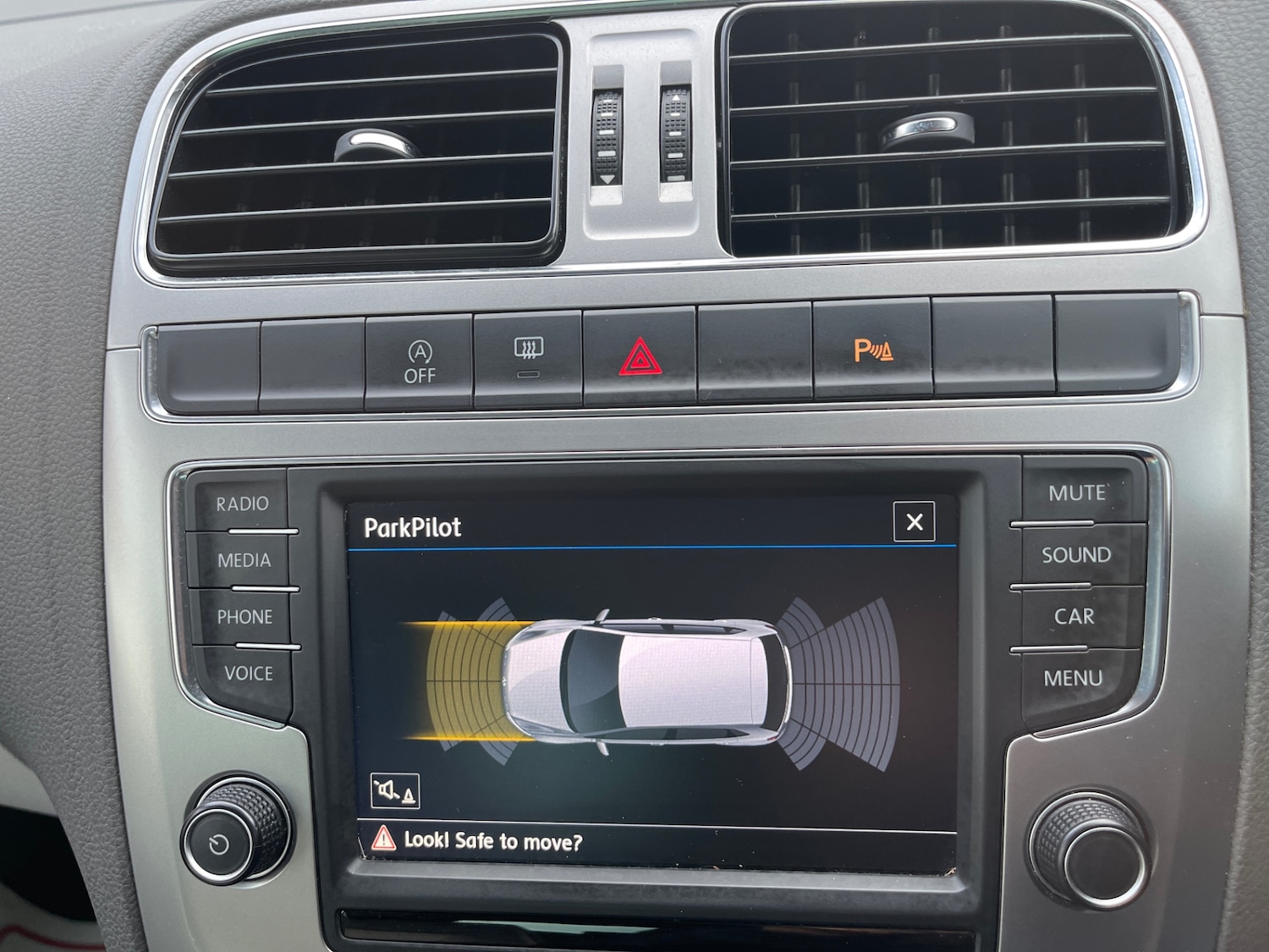 Used Volkswagen Polo 2017 for sale - 77326530: Photo 24