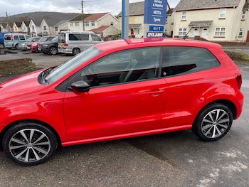 Used Volkswagen Polo 2017 for sale - 77326530: Photo