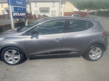 Used Renault Clio 2015 for sale - 78456310: Photo