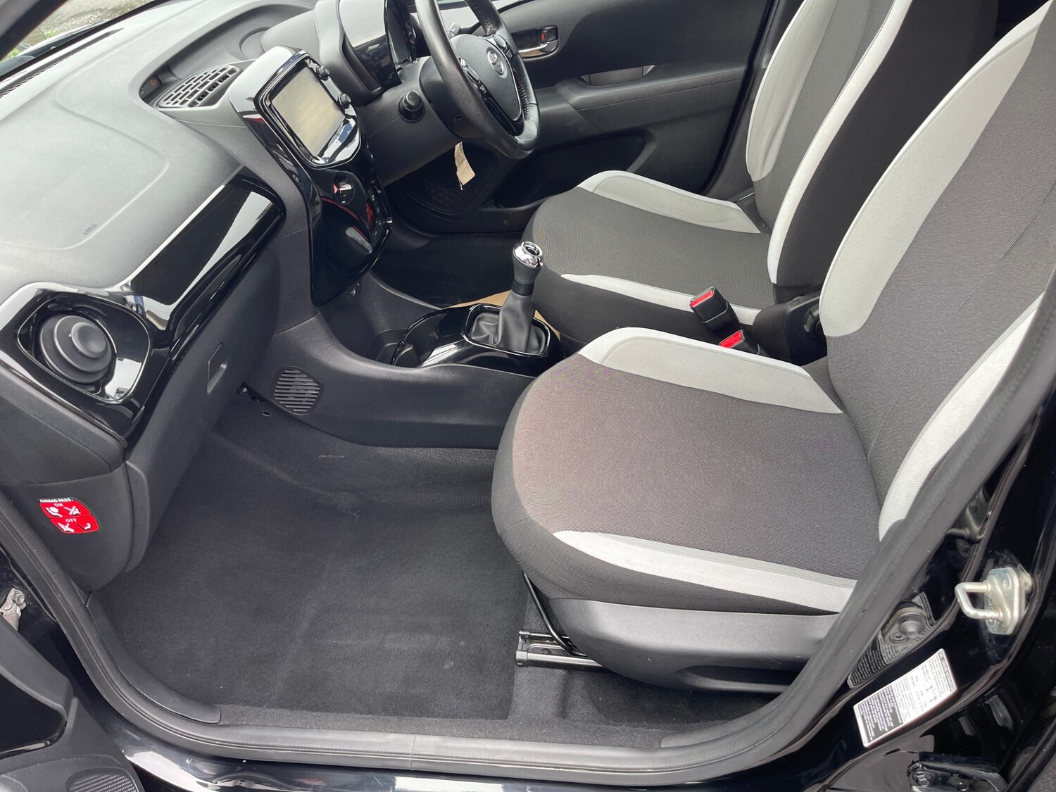 Used Toyota AYGO 2017 for sale - 77687737: Photo 10