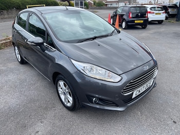 Used Ford Fiesta 2017 for sale - 79295621: Photo