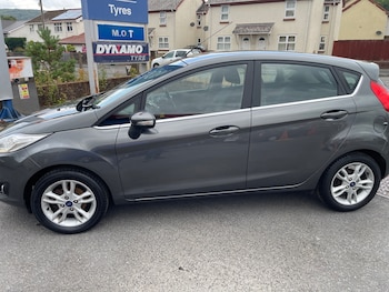 Used Ford Fiesta 2017 for sale - 79295621: Photo