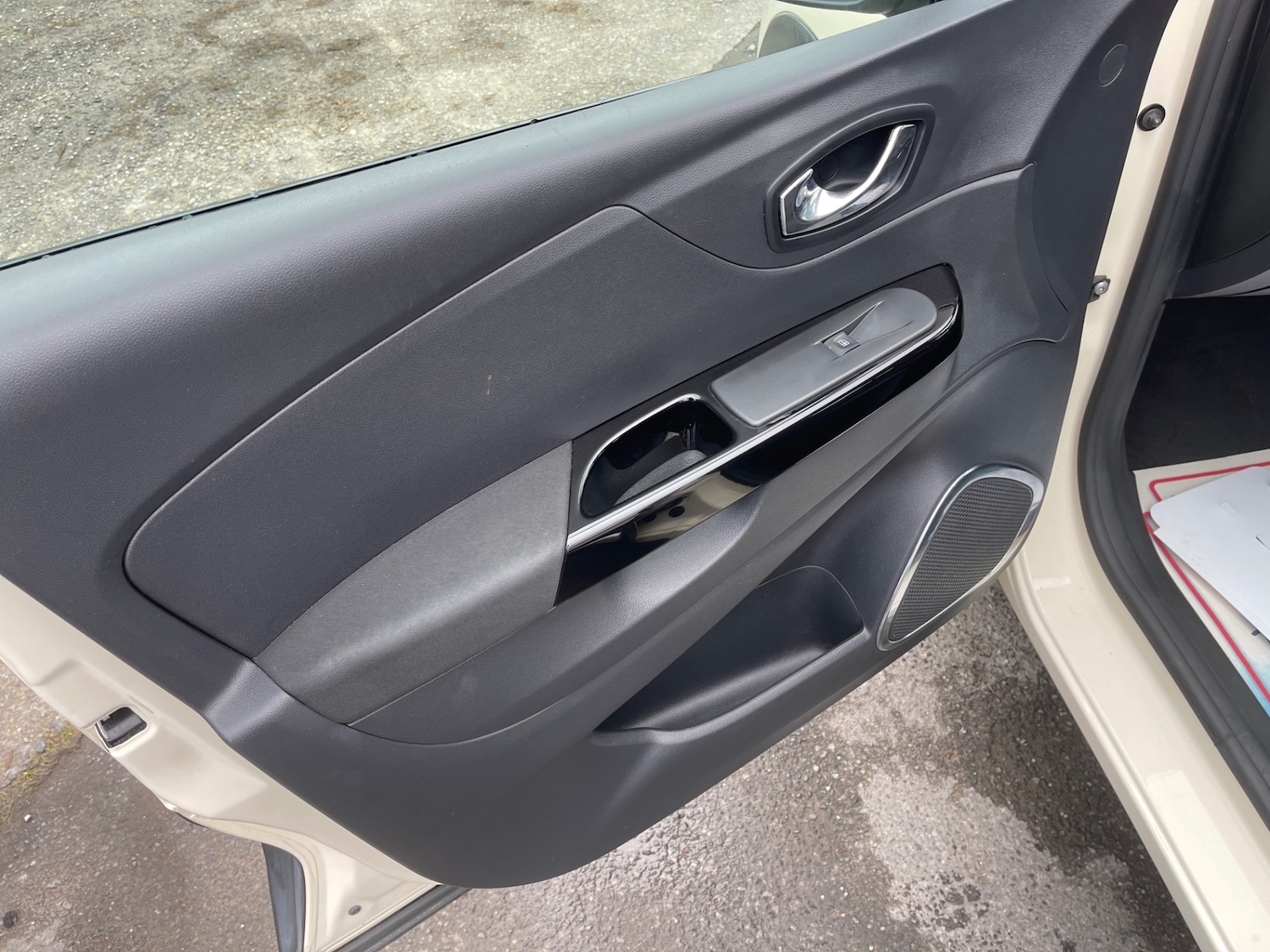 Used Renault Captur 2017 for sale - 77490748: Photo 10