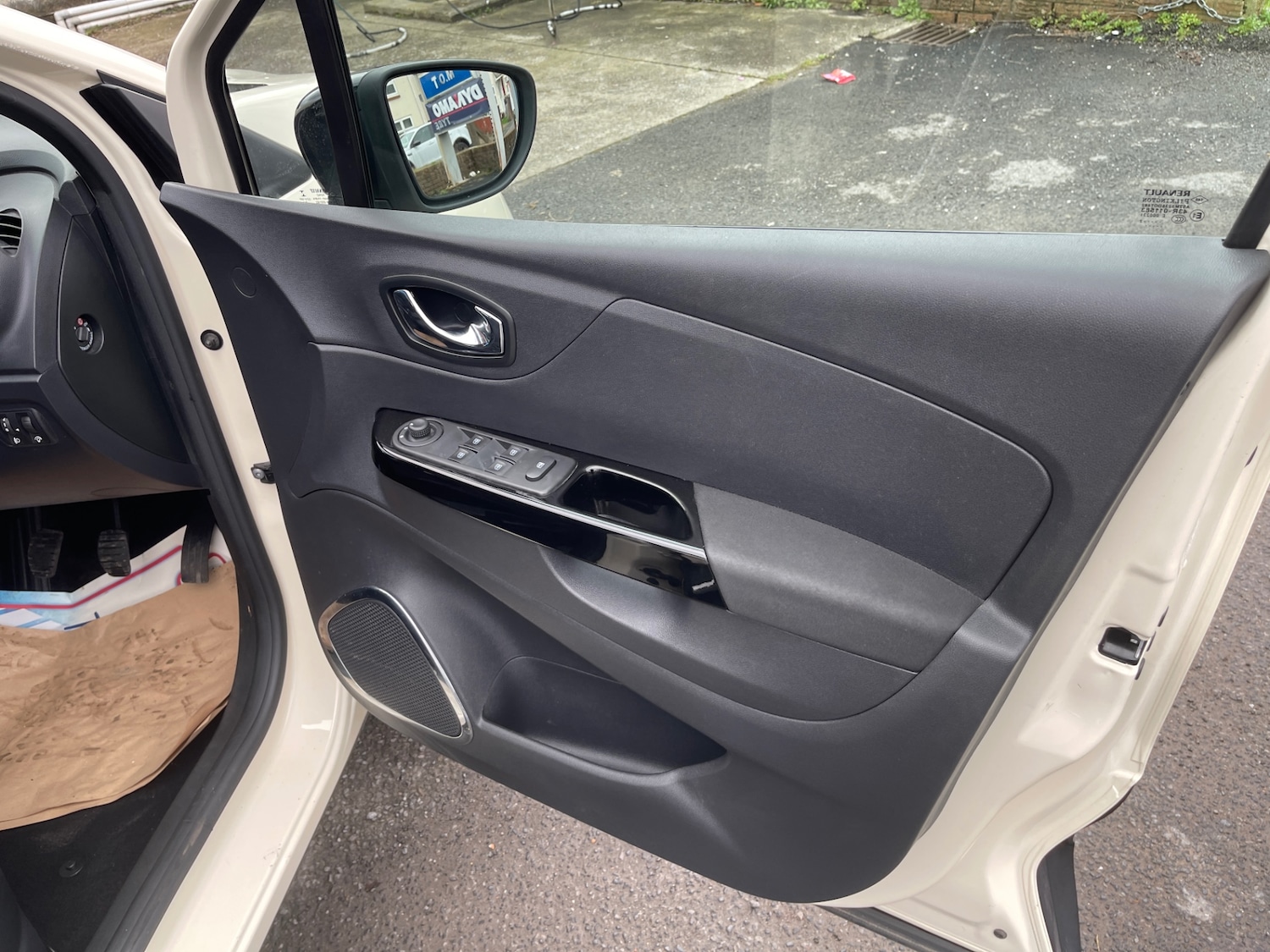 Used Renault Captur 2017 for sale - 77490748: Photo 16