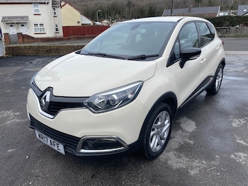 Used Renault Captur 2017 for sale - 77490748: Photo