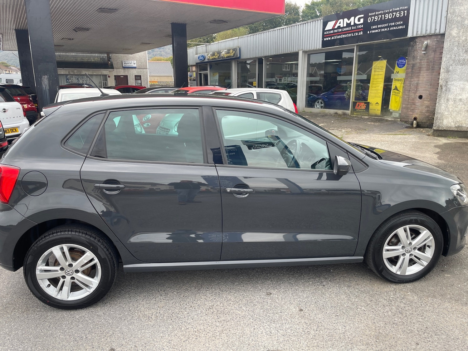 Used Volkswagen Polo 2017 for sale - 76144332: Photo 8
