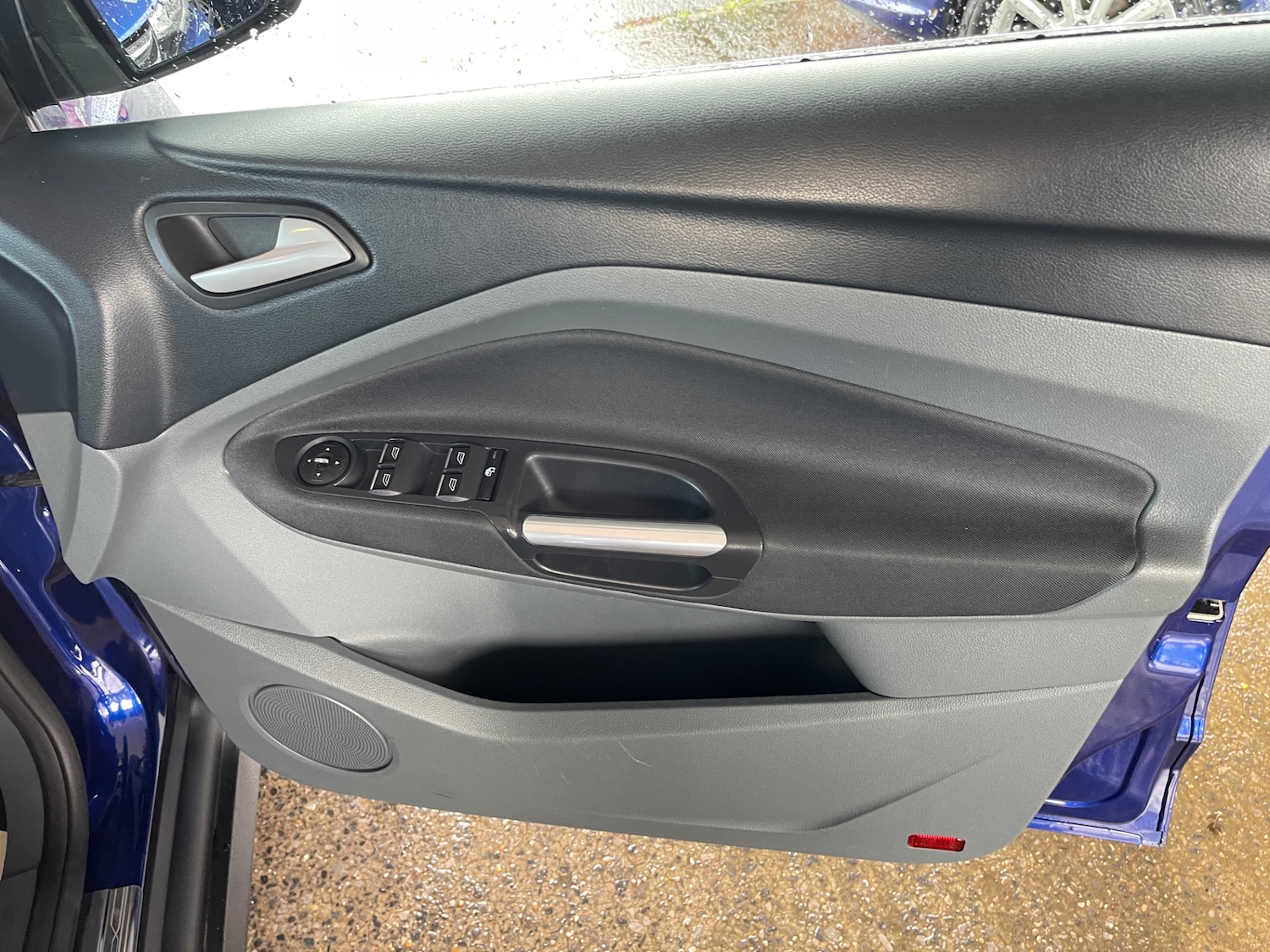 Used Ford C-Max 2014 for sale - 76352112: Photo 17