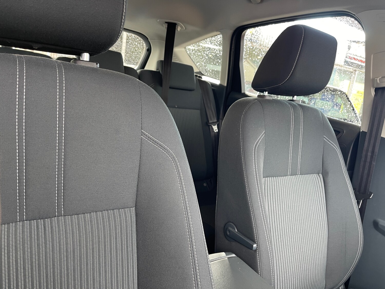 Used Ford C-Max 2014 for sale - 76352112: Photo 21