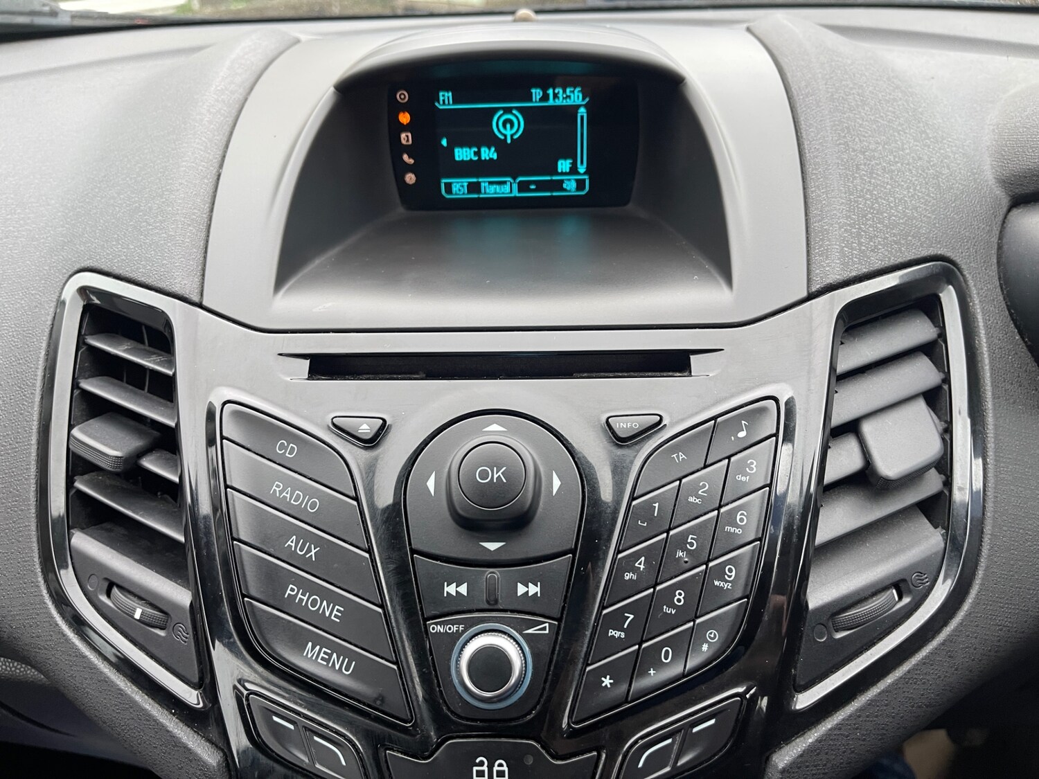 Used Ford Fiesta 2013 for sale - 77701061: Photo 22