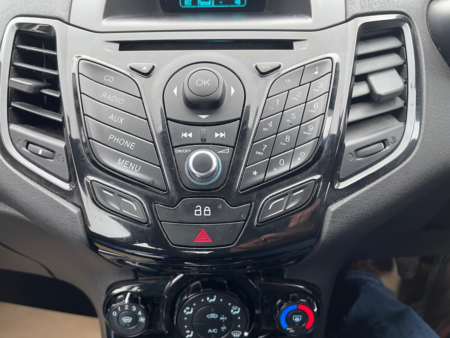 Used Ford Fiesta 2013 for sale - 77701061: Photo 23